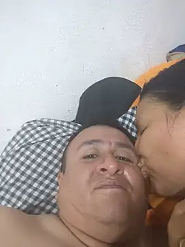 DosAlmasArdientesED's Webcam Show