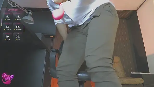 Leon_1234 网络视讯表演