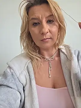 KaylinJan Live XXX Chat