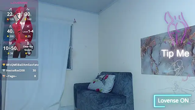 Czat XXX na żywo – dulce_petite69
