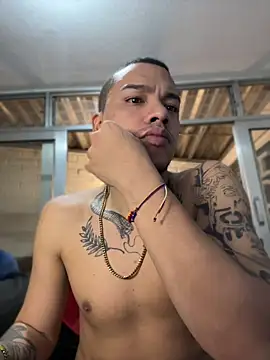 AlphaMasterXxx Obrolan Langsung XXX