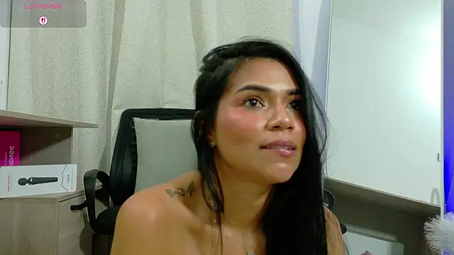 MauraGrayy Adlı Modelin Canlı XXX Sohbeti