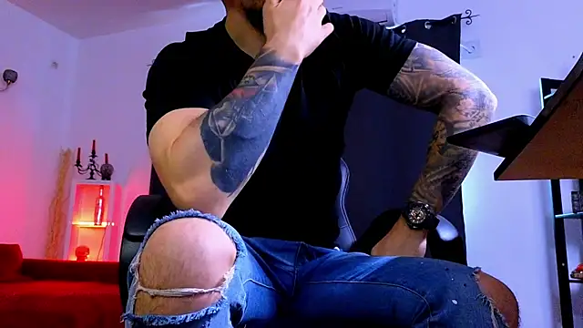 XXX chat uživo modela MightyAaron66