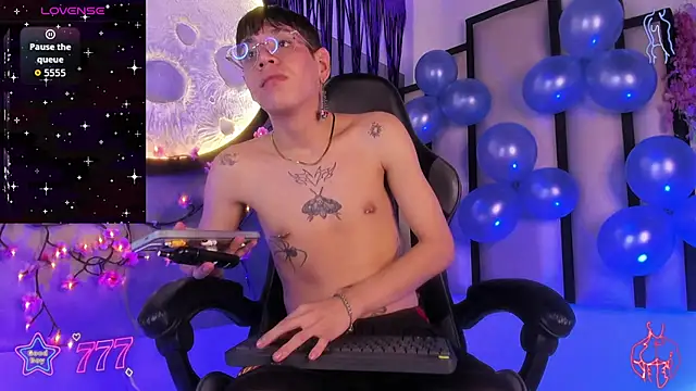 Czat XXX na żywo – Bennet-Grayy
