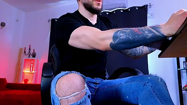 Chatroom XXX en direct de MightyAaron66