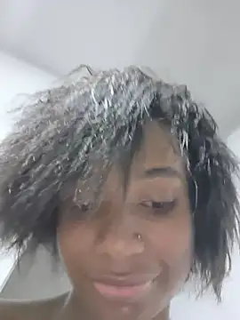 OshunHoney's Live XXX Chat