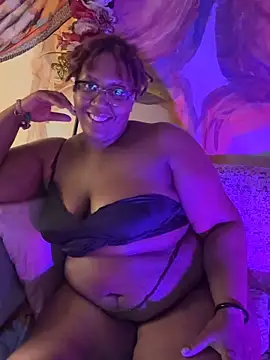 iamiyami1111 Show in webcam