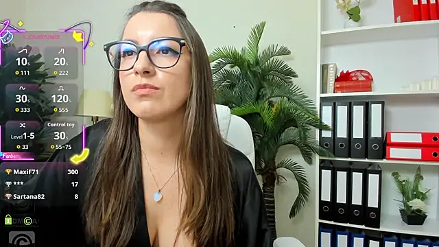 Chat +18 de amayawest ao vivo