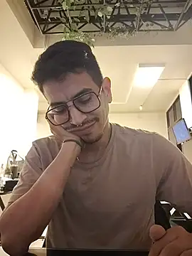 Juann-cock's Live XXX Chat