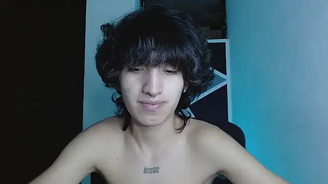 Živý XXX chat littlextreme
