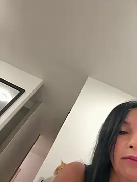 _kathaLopez_ Chat XXX in diretta