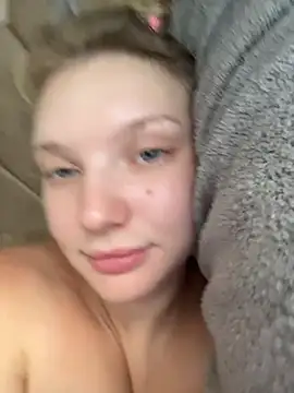AmmyHot Show in webcam