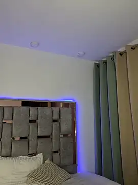 orionblaze69_'s Live XXX Chat