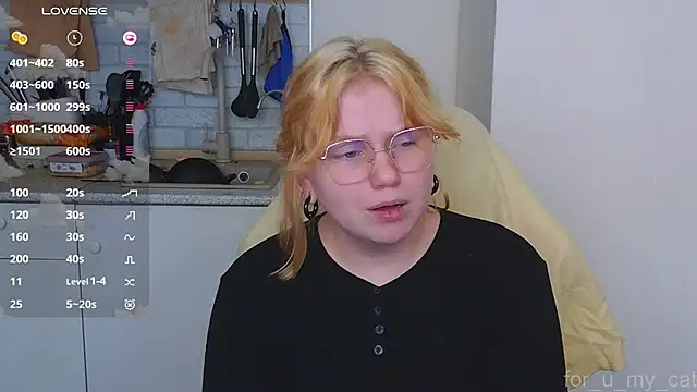 soft_focus' Live Sex Cam Show