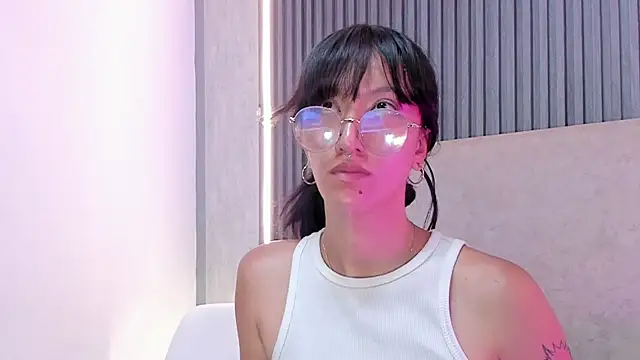 IsaBrock Chat XXX in diretta