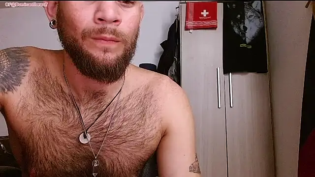 DominanThewolff Chat XXX live