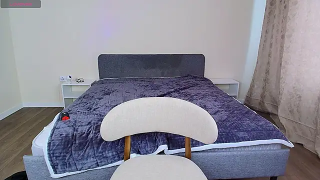 Webkamerová show simonaaim