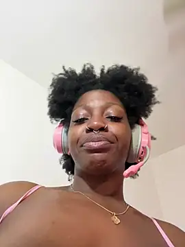mochakaia Chat XXX in diretta