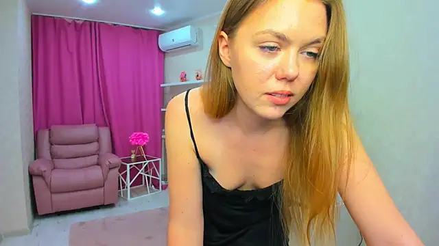 Chat XXX en directo de Strawberrye