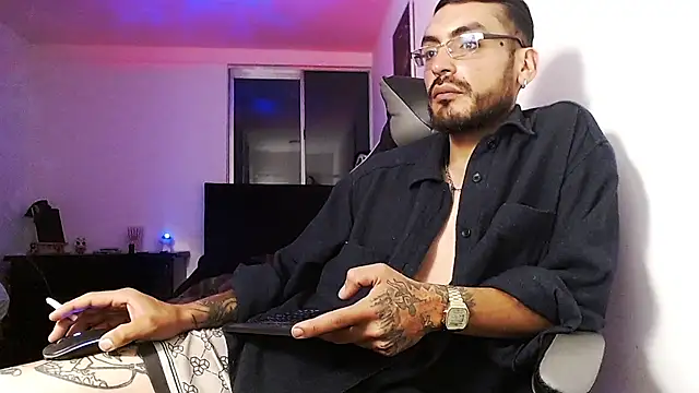 malek_xarx_'s Live XXX Chat