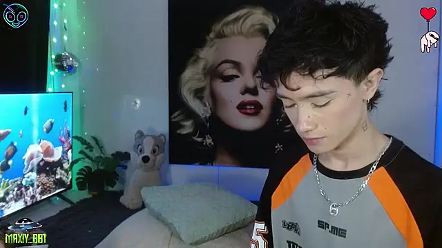 maxiy_001 Show Webcam