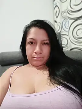 Show de Katysaez na webcam