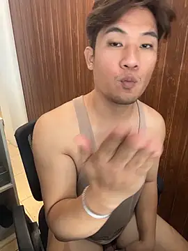 Titanryu 现场XXX聊天