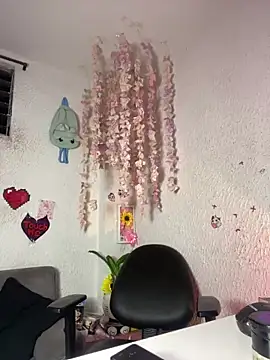 Kuutar 现场XXX聊天