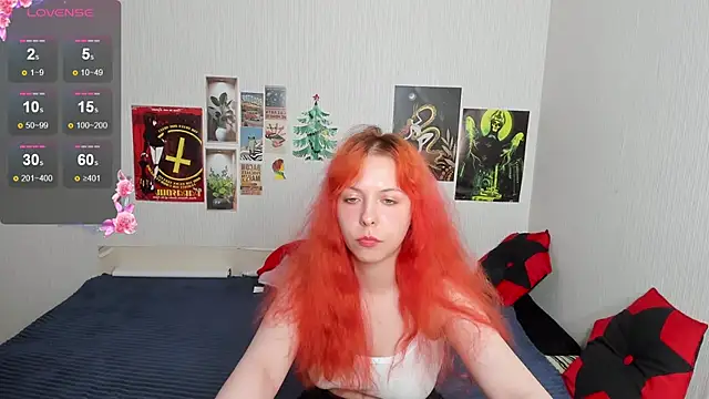 InfernoKitten Chat XXX in diretta
