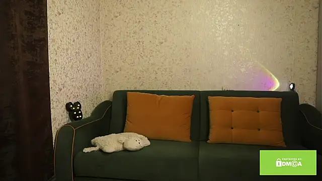 XXX chat uživo modela JudyBlumer