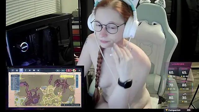 LilyFoxxx's Live XXX Chat