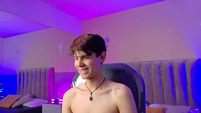 Show de Derek_Sinn na webcam