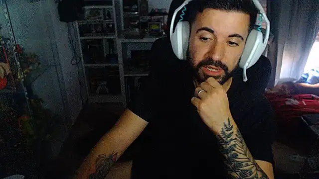 Вебкам-шоу chiquitoconsecreto