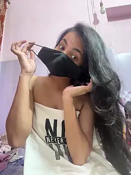 Sandhya_77's Live XXX Chat