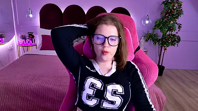 AlmaSoundn Live XXX chat