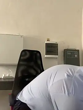 Mike8523 现场XXX聊天