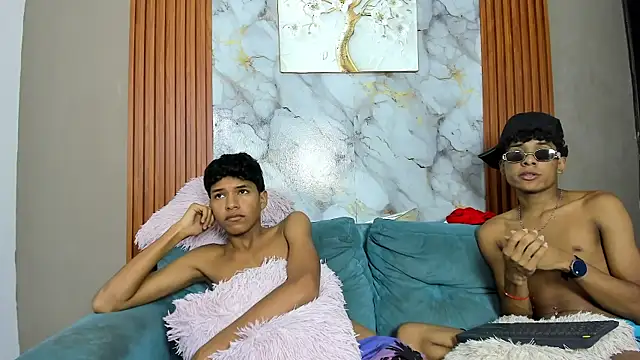 BOUL_GUYS live XXX chat