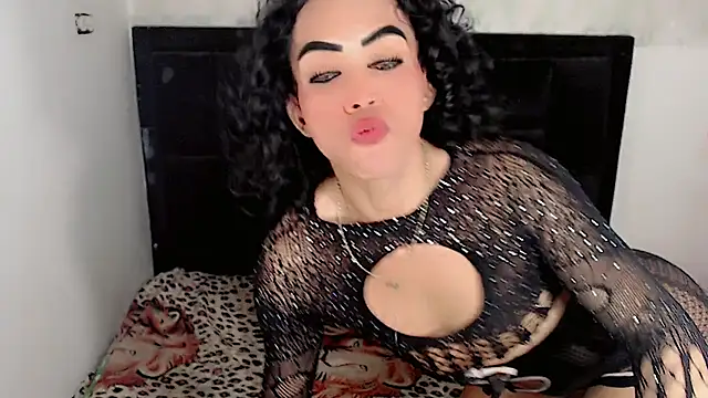Michell_Queen Adlı Modelin Canlı XXX Sohbeti
