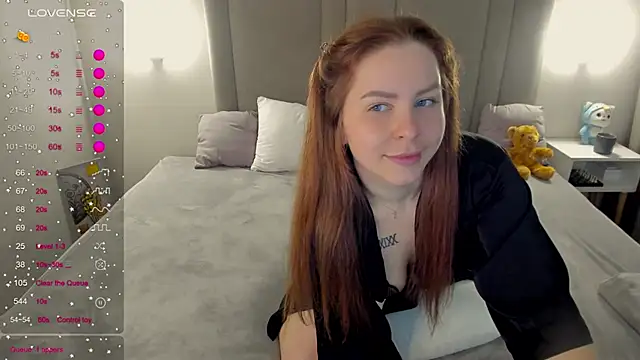 MikaBloom's Live XXX Chat