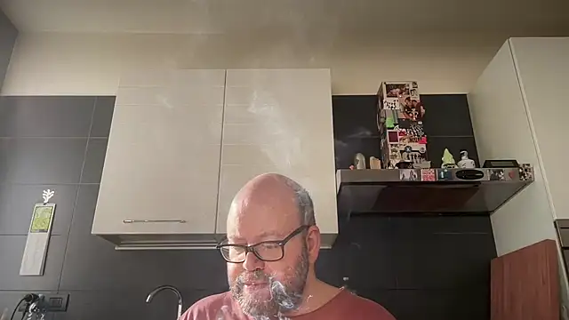 theitalianbear Show in webcam