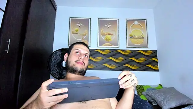 Chat XXX ao vivo de Chilly_Willyx