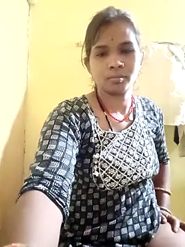 Jaya_Iyer লাইভ XXX চ্যাট