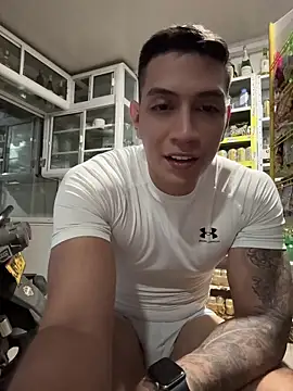 OliverWest04 라이브 XXX 채팅