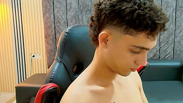 nathan_shimmer Obrolan Langsung XXX