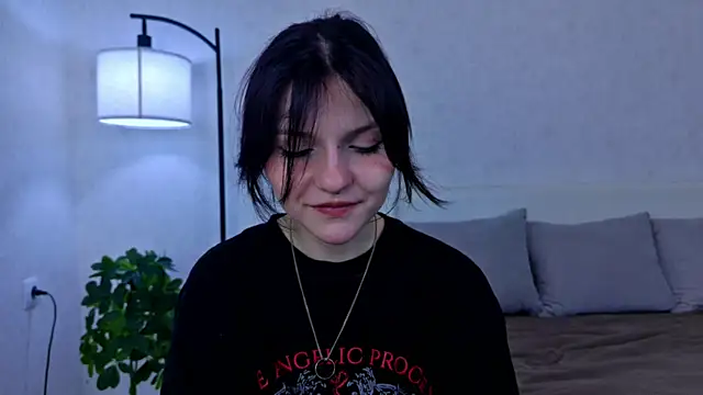 Chat +18 de NyraVesperis ao vivo