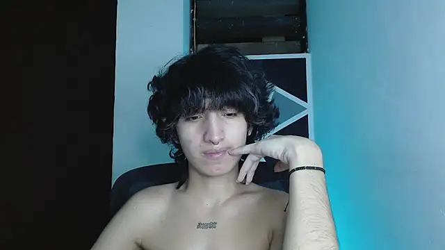 Chatroom XXX en direct de littlextreme