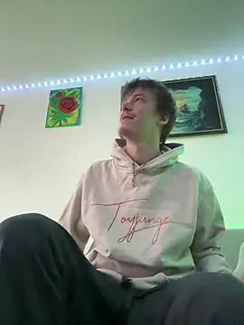 Toyjungee Live XXX-chat