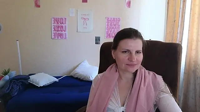 Mirabelle_Velvet Chat XXX in diretta
