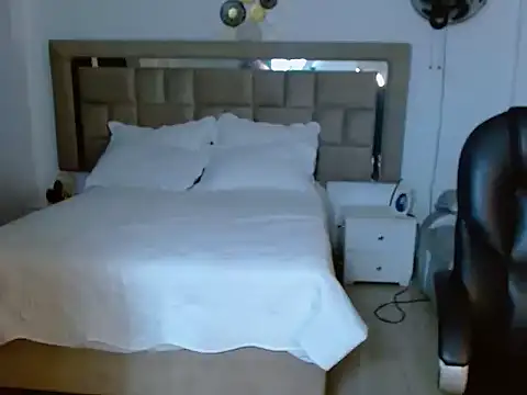 Онлайн чат XXX samantaxxox