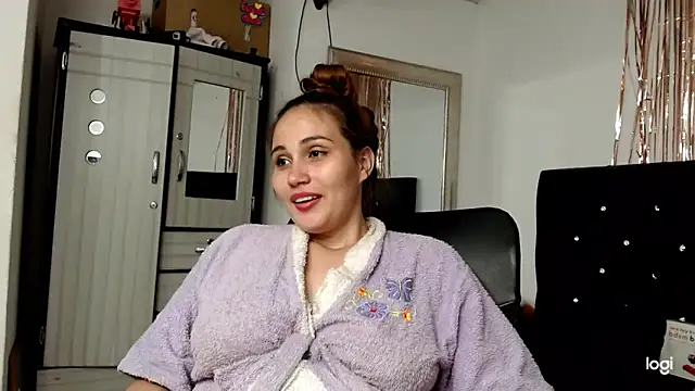 Baby_hornyJM Live XXX-chat